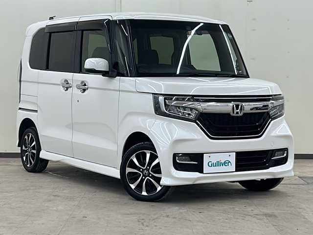 ホンダ Ｎ ＢＯＸ カスタム G L ホンダセンシング 道央・札幌 2018(平30)年 6万km プレミアムホワイトパールⅡ /4WD//純正メモリナビ：VXU-185NBi/（CD、DVD、BT、SD、ラジオ、フルセグ）//片側パワースライドドア//寒冷地仕様//レーダークルーズコントロール//純正エンジンスターター//衝突被害軽減システム//レーンキープアシスト//横滑り防止装置//シートヒーター（運転席、助手席）//ビルトインETC//ステアリングスイッチ//スペアキー1本