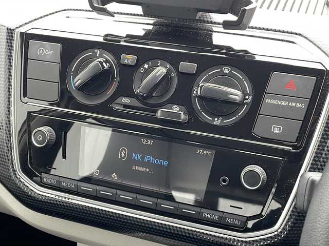 フォルクスワーゲン アップ！ ムーブアップ！ 三重県 2018(平30)年 1.4万km 白 電動格納ミラー/純正ディスプレイオーディオ(AM/FM/BT)/ETC/前方ドライブレコーダー/オートライト/純正フロアマット/スマホスタンド/アイドリングストップ/横滑り防止/ISOFIX/純正ホイールキャップ/取扱説明書/保証書/スペアキー/禁煙車