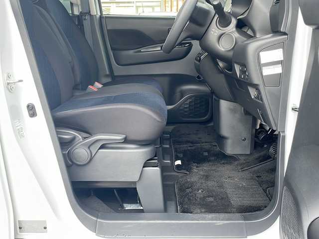 日産 ルークス ハイウェイスター X 沖縄県 2020(令2)年 0.7万km チタニウムグレーM/シルキーホワイト 純正９インチナビ　ＴＶ　ＢＴ　ＣＤ　ＤＶＤ/片側パワースライドドア　/全方位カメラ　/プロパイロットシステム　/ドライブレコーダー　/コーナーセンサー/衝突被害軽減システム　/レーンキープアシスト/電格ミラー