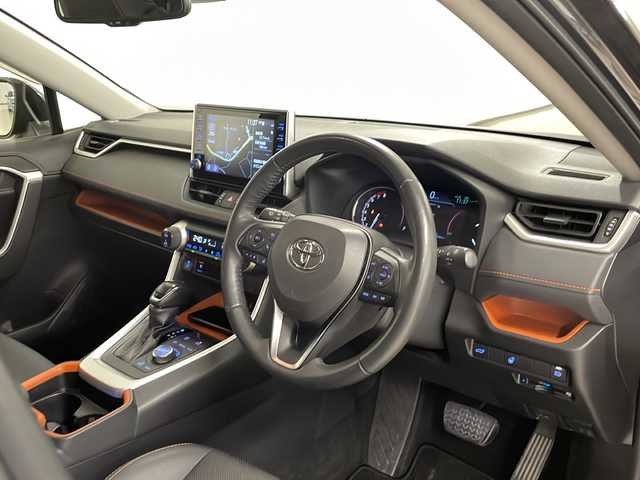 トヨタ ＲＡＶ４ アドベンチャー 熊本県 2021(令3)年 2.7万km グレーメタリック JAOSエアロ、ホイール/純正ディスプレイオーディオ（ラジオ、ナビ、BT、USB）/ETC/バックカメラ/レーダークルーズコントロール/パワーバックドア/ステアリングリモコン/シートヒーター、クーラー/ハンドルヒーター/オートハイビーム/・オートライト/・LEDヘッドライト/・フォグランプ/レーンキープアシスト/BSM/PCS/クリアランスソナー/横滑り防止/プッシュスタート/リモコンスターターのみ/フロアマット/ドアバイザー
