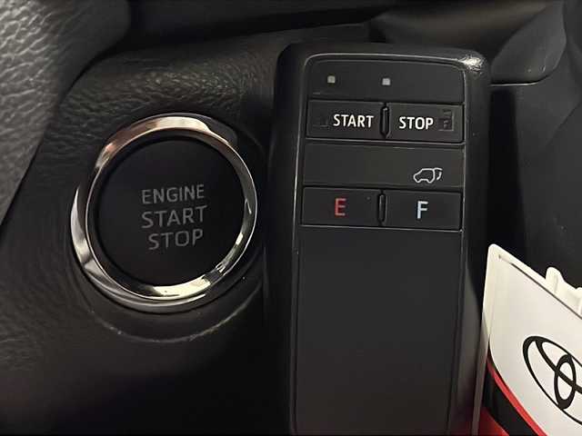 トヨタ ＲＡＶ４ アドベンチャー 熊本県 2021(令3)年 2.7万km グレーメタリック JAOSエアロ、ホイール/純正ディスプレイオーディオ（ラジオ、ナビ、BT、USB）/ETC/バックカメラ/レーダークルーズコントロール/パワーバックドア/ステアリングリモコン/シートヒーター、クーラー/ハンドルヒーター/オートハイビーム/・オートライト/・LEDヘッドライト/・フォグランプ/レーンキープアシスト/BSM/PCS/クリアランスソナー/横滑り防止/プッシュスタート/リモコンスターターのみ/フロアマット/ドアバイザー