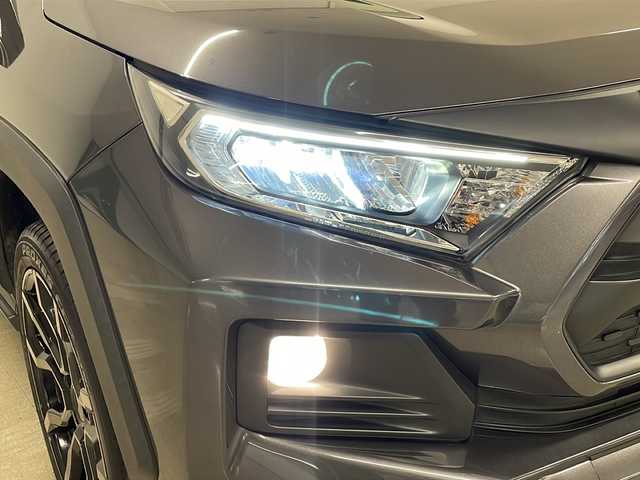 トヨタ ＲＡＶ４ アドベンチャー 熊本県 2021(令3)年 2.7万km グレーメタリック JAOSエアロ、ホイール/純正ディスプレイオーディオ（ラジオ、ナビ、BT、USB）/ETC/バックカメラ/レーダークルーズコントロール/パワーバックドア/ステアリングリモコン/シートヒーター、クーラー/ハンドルヒーター/オートハイビーム/・オートライト/・LEDヘッドライト/・フォグランプ/レーンキープアシスト/BSM/PCS/クリアランスソナー/横滑り防止/プッシュスタート/リモコンスターターのみ/フロアマット/ドアバイザー
