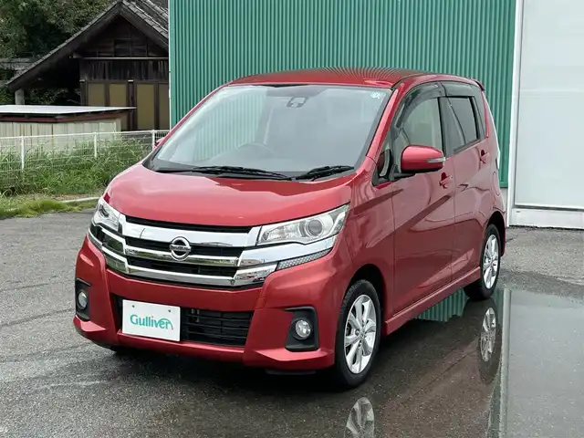 日産 デイズ ハイウェイスターX 福岡県 2016(平28)年 5万km スパークリングレッドM プッシュスタートボタン/スマートキー/純正ナビ/Bluetoothオーディオ/フルセグTV/全方位カメラ/前方ドライブレコーダー/ETC/純正アルミホイール/LEDヘッドライト/ハイビームアシスト