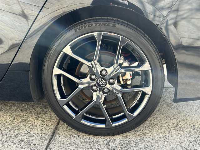 トヨタ プリウス ＰＨＶ Sナビパッケージ・GRスポーツ 長崎県 2019(令1)年 9.5万km アティチュードブラックマイカ 純正11.6インチナビ/（BT/フルセグ）/バックカメラ/衝突軽減システム/レーンアシスト/レーダークルーズ/ETC2.0/ステアリングスイッチ/ハーフレザーシート/シートヒーター/スマートキー/プッシュスタート/純正18インチAW