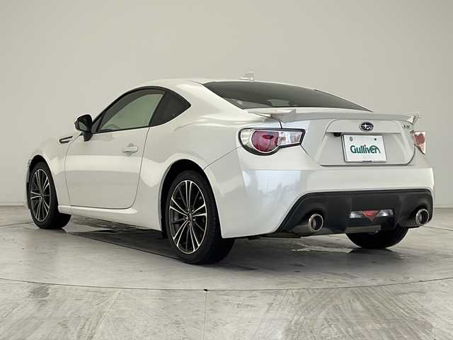 スバル ＢＲＺ S 愛知県 2015(平27)年 6.3万km クリスタルホワイトP 純正SDナビ（SDなし）/フルセグ/CD/Bluetooth/バックカメラ/純正17インチアルミホイール/パドルシフト/オートライト/ETC/純正フロアマット/スマートキー/プッシュスタート