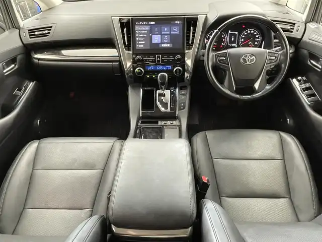 トヨタ アルファード S Cパッケージ 滋賀県 2021(令3)年 7万km ホワイトパールクリスタルシャイン 純正10.5インチメモリーナビ/・CD・DVD・Bluetooth・フルセグTV/全方位カメラ/モデリスタエアロ/純正フリップダウンモニター/両側電動スライドドア/合皮シート/シートヒーター/エアーシート/電動リアゲート/ＬＥＤヘッドライト/オットマン/前後コーナーセンサー/追従クルーズコントロール/デジタルインナーミラー/ステアリングヒーター/オートライト/オートマチックハイビーム/パーキングアシスト/レーンキープアシスト/衝突軽減/横滑り防止/盗難防止システム/ドラレコ/純正18インチAW