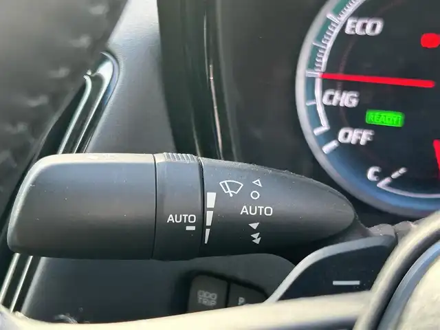 トヨタ クラウン ハイブリッド RS アドバンス 大阪府 2020(令2)年 4.7万km ホワイトパールクリスタルシャイン トヨタ・セーフティ・センス/・アダプティクブクルーズコントロール/・プリクラッシュセーフティー/・レーンアシスト/・クリアランスソナー/・リアクロストラフィックアラート/・オートマチックハイビーム/・ロードサインアシスト/純正ナビ/・Bluetooth/フルセグTV/CD/USB/AUX/　Miracast/ラジオ/主要装備/・全方位カメラ/・パーキングサポート/・横滑り防止装置/・オートホールド/・ブラインドスポットモニター/・HUD/・ステアリングヒーター/・ステアリングリモコン/・ハーフレザーシート/・パワーシート/・シートヒーター/・SOSコール/・nanoe/・ドライブレコーダー/・ETC2.0