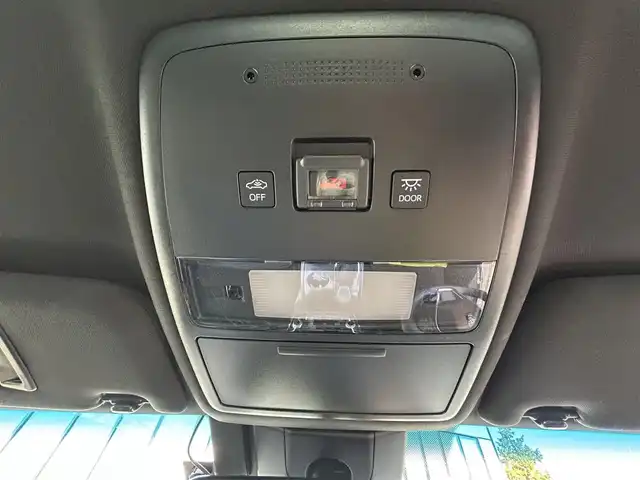 トヨタ クラウン ハイブリッド RS アドバンス 大阪府 2020(令2)年 4.7万km ホワイトパールクリスタルシャイン トヨタ・セーフティ・センス/・アダプティクブクルーズコントロール/・プリクラッシュセーフティー/・レーンアシスト/・クリアランスソナー/・リアクロストラフィックアラート/・オートマチックハイビーム/・ロードサインアシスト/純正ナビ/・Bluetooth/フルセグTV/CD/USB/AUX/　Miracast/ラジオ/主要装備/・全方位カメラ/・パーキングサポート/・横滑り防止装置/・オートホールド/・ブラインドスポットモニター/・HUD/・ステアリングヒーター/・ステアリングリモコン/・ハーフレザーシート/・パワーシート/・シートヒーター/・SOSコール/・nanoe/・ドライブレコーダー/・ETC2.0