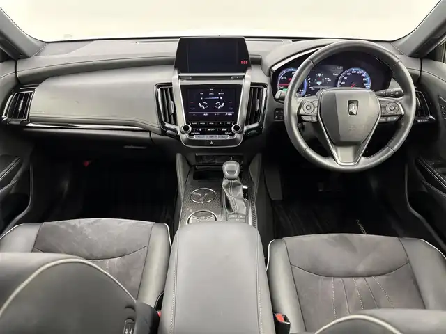 トヨタ クラウン ハイブリッド RS アドバンス 福岡県 2020(令2)年 4.7万km ホワイトパールクリスタルシャイン 純正ナビ／フルセグＴＶ　/全方位カメラ　/ビルトインETC２．０　/前方ドライブレコーダー　/レーダークルコン　/コーナーセンサー　/衝突軽減ブレーキ　/レーンキープ　/アクセル踏み間違い防止　/ブラインドスポットモニター　/パーキングアシスト　/パドルシフト　/ヘッドアップディスプレイ/ハーフレザーシート　/シートヒーター　/ステアリングヒーター　/純正１８インチアルミホイール