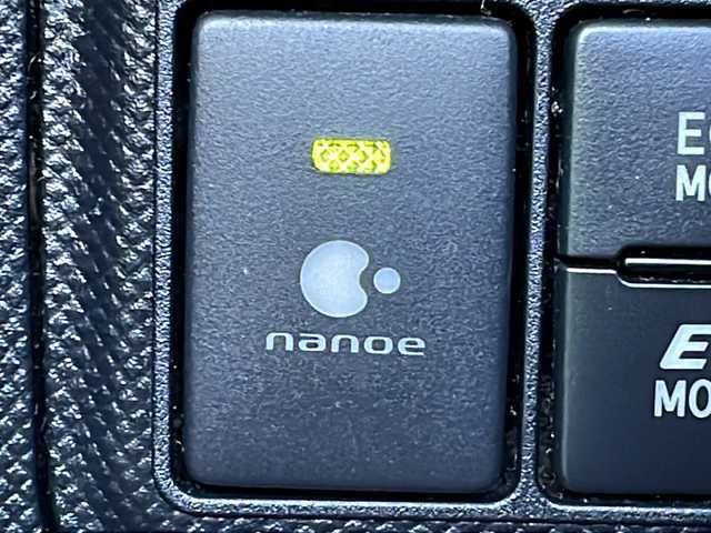 トヨタ アクア S スタイルブラック 岐阜県 2019(平31)年 2.9万km ホワイトパールクリスタルシャイン 禁煙車/純正ナビ/バックカメラ/プリクラッシュセーフティ/LKA/オートライト/LEDヘッドライト/オートハイビーム/フォグランプ/シートヒーター/スマートキー/スペアキー/プッシュスタート/ナノイー/AAC/ステアリングスイッチ/純正フロアマット/ドアバイザー