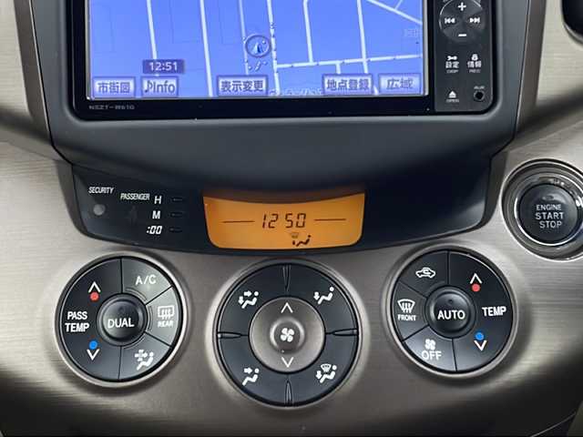トヨタ ヴァンガード 240S Gパッケージ 道央・札幌 2012(平24)年 7.6万km ブラック 4WD/純正SDナビ/(AM/FM/CD/DVD/SD/フルセグ/Bluetooth)/バックモニター/クルーズコントロール/HIDオートライト/前席パワーシート/前席シートヒーター/純正フロアマット/パドルシフト/スマートキー/ETC
