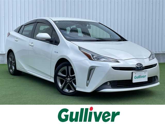 トヨタ プリウス Sツーリングセレクション 香川県 2020(令2)年 4.4万km ホワイトパールクリスタルシャイン 登録時走行距離；43462km/純正ナビ/バックカメラ/ETC/前方ドライブレコーダー/衝突被害軽減システム/レーンキープアシスト/クルーズコントロール/クリアランスソナー/LEDヘッドライト/純正フロアマット/純正AW17インチ/スマートキー