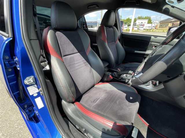 スバル ＷＲＸ ＳＴＩ STI タイプS 青森県 2015(平27)年 7.5万km WRブルーパール ・タイミングベルトＲ７年６月交換済み/・社外ナビ/・フルセグTV/・ETC/・ブラインドスポットモニター/・バックカメラ/サイドカメラ/・大型リアウィング/・プッシュスタート/・スマートキー×２/・ハーフレザーシート/・パワーシート/・オートライト/・フォグライト/・ウィンカーミラー/・純正18インチアルミ/・純正サスペンション/・社外フロアマット/・社外マフラー積込み