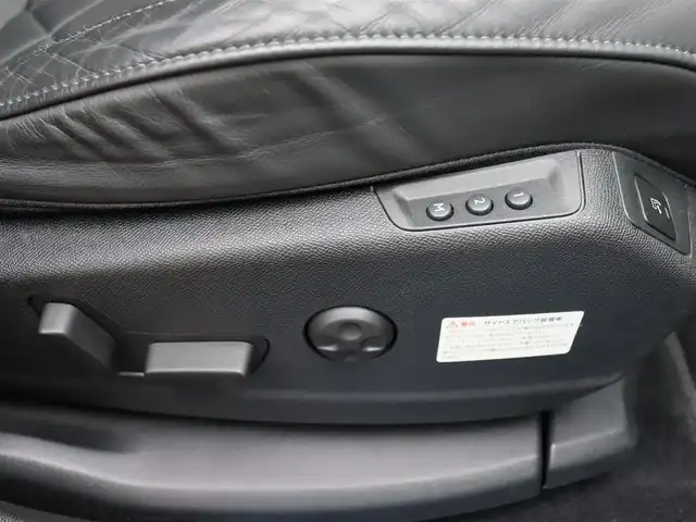 ＤＳオートモビル ＤＳ７ クロスバック グランシック ブルーHDi 宮城県 2019(平31)年 5.1万km 青 純正ナビ【ＢＴ／フルセグＴＶ】/サンルーフ　/全方位カメラ　/ワイヤレス充電　/ＦＯＣＡＬサウンド　/前後ドライブレコーダー　/アダプティブクルーズコントロール　/チャイルドセーフティー　/ブラインドスポットモニター/パーキングセンサー/レーンキープアシスト/アクティブセーフティブレーキ/前席パワーシート/D席メモリー付き/前席シートヒーター/電動格納ミラー/レザーシート　/パドルシフト　/ＬＥＤヘッドライト/パワーバックドア/純正18インチAW/ETC/ルーフレール　/禁煙車