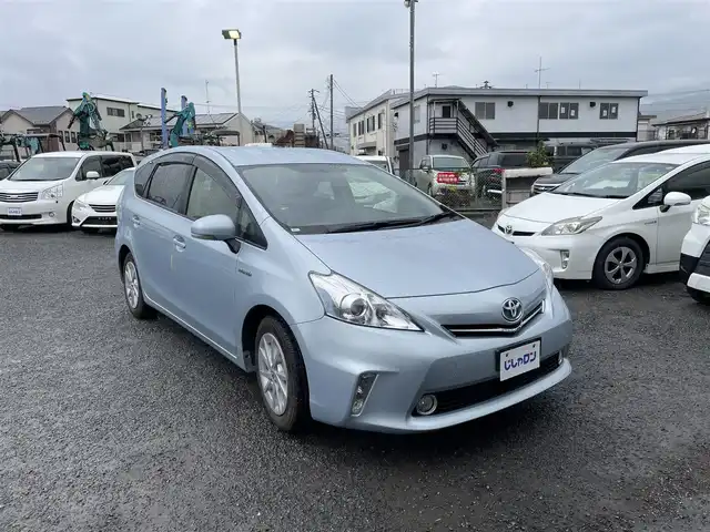 トヨタ プリウス α S 神奈川県 2013(平25)年 9.6万km クリアストリームメタリック (株)IDOMが運営する【じしゃロン秦野店】の自社ローン専用車両になりますこちらは現金またはオートローンご利用時の価格です。自社ローンご希望の方は別途その旨お申付け下さい/純正ナビ/バックカメラ　/Bluetooth接続/ETC/寒冷地仕様