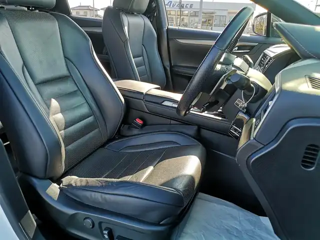 レクサス ＲＸ 300 Fスポーツ 茨城県 2018(平30)年 4.4万km ホワイトノーヴァガラスフレーク 純正ナビ/【AM・FM・DISC・SD・USB・BT・AUX・TV】/サンルーフ/ルーフレール/電動リアゲート/パワーシート/シートメモリ/シートヒーター/エアシート/ステアリングヒーター/パドルシフト/100V電源/レーダークルコン/ETC2.0/全方位カメラ/前後ドラレコ/前後コーナーセンサー/BSM/HUD