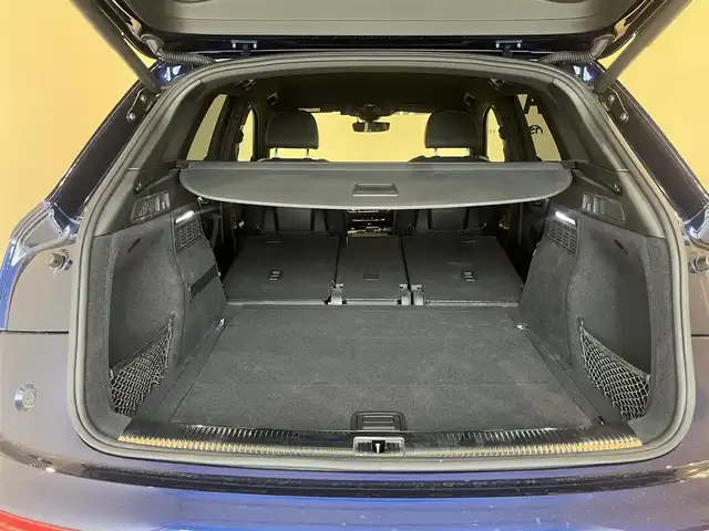 アウディ Ｑ５ 40TDIクワトロ スポーツ 岐阜県 2020(令2)年 3.8万km 青 Sラインパッケージ/　Sラインスタイル/　マルチカラーアンビエントライト/アシスタンスパッケージ/　アウディプレセンスリア/　アウディサイドアシスト/　バーチャルコックピット/マトリクスLEDヘッドライトパッケージ/　ダイナミックターンインジゲーター/　ヘッドライトウォッシャー/アダプティブクルーズコントロール/アクティブレーンアシスト/アウディプレセンスシティ/MMIナビゲーション/Audi connec/スマートフォンインターフェイス/AppleCarPlay/Android Auto/TVチューナー/Bluetooth/全方位カメラ