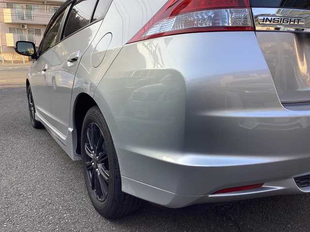 ホンダ インサイト エクスクルーシブ XG 福岡県 2012(平24)年 7.2万km アラバスターシルバーメタリック 登録時72021km/純正メモリーナビ/ ・ワンセグTV(走行中視聴可)/ ・DVD/SD/USB/ ・バックカメラ/無限リアウィング/無限ドアバイザー/革調シートカバー(Clazzio)/社外15インチAW/フォグランプ/社外ミラー型前後ドライブレコーダー/社外マルチメーター/LEDルームランプ/LED内臓フロントグリル/フロント/リアエアロバンパー/サイドスポイラー/ETC/パドルシフト/キーレスキーx2/新車時保証書/取扱説明書/ディーラー毎年点検記録12枚/   25/7・26/7・27/7・28/7・29/7・30/7/   R1/7・R2/8・R3/10・R4/10・R5/9・R6/10