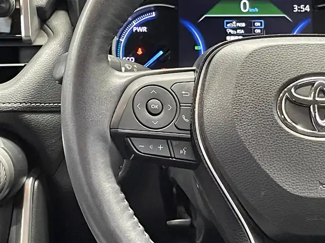 トヨタ ＲＡＶ４ ハイブリットG 福岡県 2021(令3)年 5.3万km ホワイトパールクリスタルシャイン ・ディスプレイオーディオ/（BLUETOOTH/フルセグ/・ビルトインETC/・アラウンドビューモニター/・ドライブレコーダー/・デジタルインナーミラー/・ハンドルヒーター/・シートヒーター/・クリアランスソナー/・レーンキープアシスト/・衝突軽減システム/・ブラインドスポットモニター/・リヤクロストラフィックアラート/・パーキングサポートブレーキ/・ロードサインアシスト/・電動格納ミラー