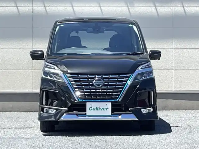 日産 セレナ e－パワー ハイウェイスター V 茨城県 2020(令2)年 7.5万km ダイヤモンドブラック 純正10インチナビ/（BT/CD/DVD)/フルセグTV/全方位カメラ/衝突被害軽減ブレーキ/プロパイロット/ブラインドスポットモニター/オートライト/前後コーナーセンサー/フリップダウンモニター/前方ドラレコ/ビルトインETC/両側パワスラ/ハンズフリーオートスライド/LEDヘッドライト/フォグランプ/純正フロアマット/純正15インチアルミ/ドアバイザー/プッシュスタート