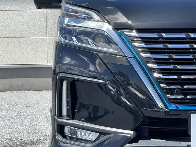日産 セレナ e－パワー ハイウェイスター V 茨城県 2020(令2)年 7.5万km ダイヤモンドブラック 純正10インチナビ/（BT/CD/DVD)/フルセグTV/全方位カメラ/衝突被害軽減ブレーキ/プロパイロット/ブラインドスポットモニター/オートライト/前後コーナーセンサー/フリップダウンモニター/前方ドラレコ/ビルトインETC/両側パワスラ/ハンズフリーオートスライド/LEDヘッドライト/フォグランプ/純正フロアマット/純正15インチアルミ/ドアバイザー/プッシュスタート