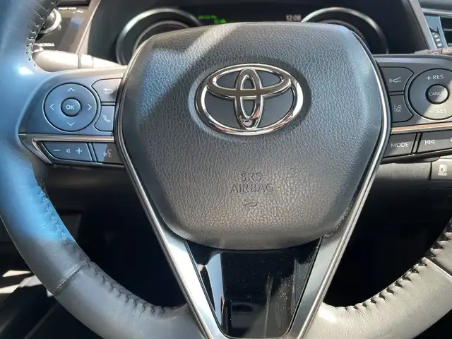 トヨタ カムリ WS ブラックエディション 神奈川県 2020(令2)年 2.2万km アティチュードブラックマイカ/ダークブルーマイカメタリック 2トーン 純正ナビ/フルセグTV/Bluetooth接続/バックモニター/衝突被害軽減ブレーキ/車線逸脱警報機能/ブラインドスポットモニター/レーダークルーズコントロール/ヘッドアップディスプレイ/黒革シート/シートヒーター/電動パワーシート/パドルシフト/純正LEDヘッドライト/純正18インチアルミホイール