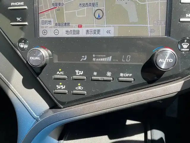 トヨタ カムリ WS ブラックエディション 神奈川県 2020(令2)年 2.2万km アティチュードブラックマイカ/ダークブルーマイカメタリック 2トーン 純正ナビ/フルセグTV/Bluetooth接続/バックモニター/衝突被害軽減ブレーキ/車線逸脱警報機能/ブラインドスポットモニター/レーダークルーズコントロール/ヘッドアップディスプレイ/黒革シート/シートヒーター/電動パワーシート/パドルシフト/純正LEDヘッドライト/純正18インチアルミホイール