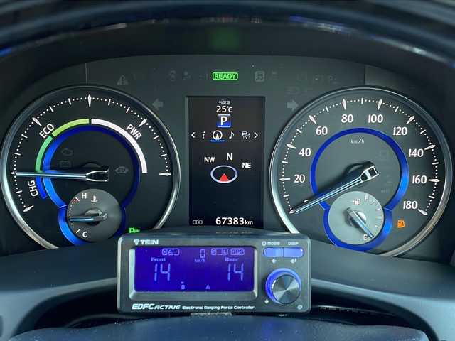 トヨタ ヴェルファイア ハイブリット ZR 青森県 2015(平27)年 6.8万km バーニングブラッククリスタルシャインガラスフレーク 4WD/OP寒冷地仕様/OP JBLプレミアムサウンド/OPリアエンターテイメントシステム/純正9.2インチTコネクトナビ・フルセグTV/CD・DVD・Bluetooth・SD・USB/12.1インチ純正フリップダウンモニター/OPパノラミックビューモニター/OPプリクラッシュセーフティ/OPレーダークルーズ/OPインテリジェントクリアランスソナー/OPパワーバックドア/両側パワースライドドア/合皮コンビシート/前席パワーシート/助手席パワーオットマン/スマートキー一体式エンジンスターター/OP AC100V1500W/社外ドライブレコーダー/ETC/ワイパーデアイサー/LEDヘッドライト/LEDフォグランプ/LEDリアフォグランプ/純正17インチアルミ/アンダーエアロ/TEIN車高調/スマートキー/スペアキー/保証書・取説書