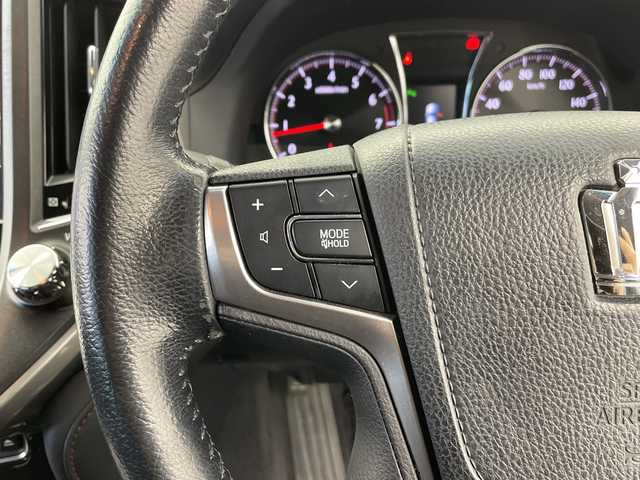 トヨタ クラウン アスリート S 愛知県 2015(平27)年 7.9万km ブラック 純正メーカーHDDナビ・フルセグTV/CD・DVD・Bluetooth/バックカメラ/HIDライト/スマートキー/ビルトインETC/クルーズコントロール/前席パワーシート/ドライブレコーダー