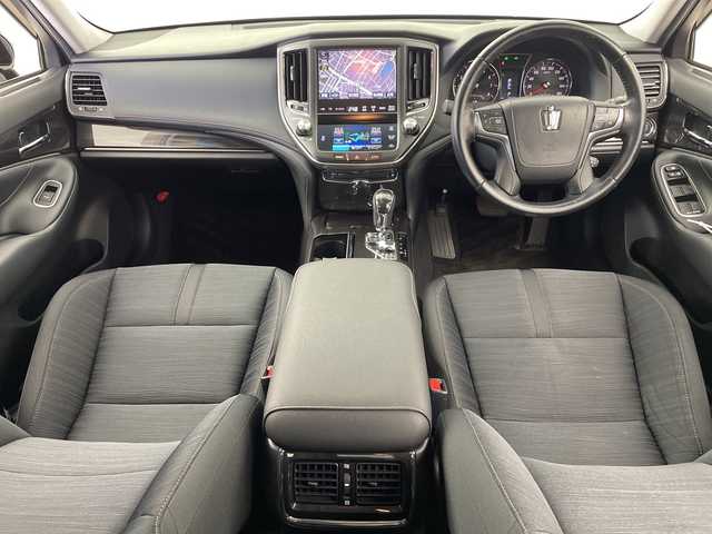 トヨタ クラウン アスリート S 愛知県 2015(平27)年 7.9万km ブラック 純正メーカーHDDナビ・フルセグTV/CD・DVD・Bluetooth/バックカメラ/HIDライト/スマートキー/ビルトインETC/クルーズコントロール/前席パワーシート/ドライブレコーダー