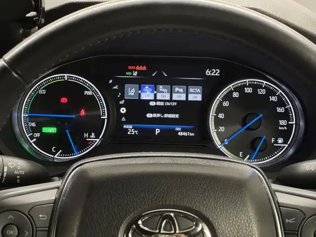 トヨタ ハリアー ハイブリッド Z レザーパッケージ 三重県 2020(令2)年 4.9万km プレシャスブラックパール ハイブリッド/FF/MTモード付フロアCVT/純正 12.3インチナビ/（AM/FM/USB/Bluetooth/Miracast/CarPlay/AndroidAuto）/【OP】パノラミックビューモニター（シースルービュー機能付）/JBLプレミアムサウンドシステム/ドライブレコーダー 前後（ルームミラー内蔵型）/ビルトイン ETC2.0/Toyota Safety Sense/・プリクラッシュセーフティ［PCS］/・レーントレーシングアシスト［LTA］/・レーダークルーズ（全車速追従機能付）/・アダプティブハイビームシステム［AHS］/・ロードサインアシスト［RSA］/・先行車発進告知機能［TMN］/・インテリジェントクリアランスソナー［パーキングサポートブレーキ（周囲静止物＋後方接近車両）］/・ブラインドスポットモニター＋リヤクロストライフィックオートブレーキ/装備/・【OP】AC100Vコンセント（1500W）/・デジタルインナーミラー/・本革シート/・快適温熱シート＆シートベンチレーション（D/N）/・パワーシート（D8way/N4way）/・ハンズフリーパワーバックドア/・カラーヘッドアップディスプレイ/・オートライト＆LEDヘッドランプ/・純正19inAW/など