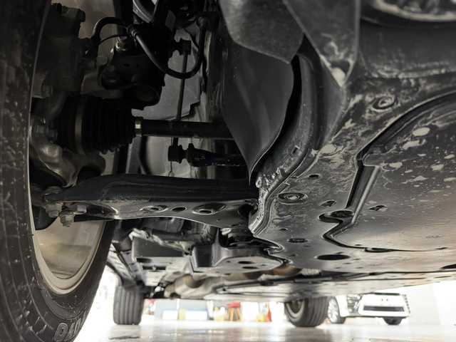 トヨタ ハリアー ハイブリッド Z レザーパッケージ 三重県 2020(令2)年 4.9万km プレシャスブラックパール ハイブリッド/FF/MTモード付フロアCVT/純正 12.3インチナビ/（AM/FM/USB/Bluetooth/Miracast/CarPlay/AndroidAuto）/【OP】パノラミックビューモニター（シースルービュー機能付）/JBLプレミアムサウンドシステム/ドライブレコーダー 前後（デジタルミラー内蔵型）/ビルトイン ETC2.0/モデリスタエアロ（F/S/R下）/Toyota Safety Sense/・プリクラッシュセーフティ/・レーントレーシングアシスト/・レーダークルーズ（全車速追従機能付）/・アダプティブハイビームシステム/・ロードサインアシスト/・先行車発進告知機能/・インテリジェントクリアランスソナー［パーキングサポートブレーキ（周囲静止物＋後方接近車両）］/・ブラインドスポットモニター＋リヤクロストライフィックオートブレーキ/装備/・【OP】AC100Vコンセント（1500W）/・デジタルインナーミラー/・本革シート/・快適温熱シート＆シートベンチレーション（D/N）/・パワーシート（D8way/N4way）/・ハンズフリーパワーバックドア/・カラーヘッドアップディスプレイ/・オートライト＆LEDヘッドランプ/・純正19inAW/など