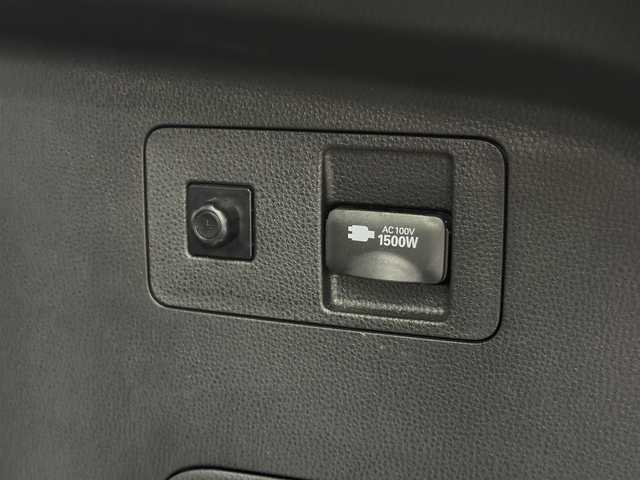 トヨタ ハリアー ハイブリッド Z レザーパッケージ 三重県 2020(令2)年 4.9万km プレシャスブラックパール ハイブリッド/FF/MTモード付フロアCVT/純正 12.3インチナビ/（AM/FM/USB/Bluetooth/Miracast/CarPlay/AndroidAuto）/【OP】パノラミックビューモニター（シースルービュー機能付）/JBLプレミアムサウンドシステム/ドライブレコーダー 前後（デジタルミラー内蔵型）/ビルトイン ETC2.0/モデリスタエアロ（F/S/R下）/Toyota Safety Sense/・プリクラッシュセーフティ/・レーントレーシングアシスト/・レーダークルーズ（全車速追従機能付）/・アダプティブハイビームシステム/・ロードサインアシスト/・先行車発進告知機能/・インテリジェントクリアランスソナー［パーキングサポートブレーキ（周囲静止物＋後方接近車両）］/・ブラインドスポットモニター＋リヤクロストライフィックオートブレーキ/装備/・【OP】AC100Vコンセント（1500W）/・デジタルインナーミラー/・本革シート/・快適温熱シート＆シートベンチレーション（D/N）/・パワーシート（D8way/N4way）/・ハンズフリーパワーバックドア/・カラーヘッドアップディスプレイ/・オートライト＆LEDヘッドランプ/・純正19inAW/など