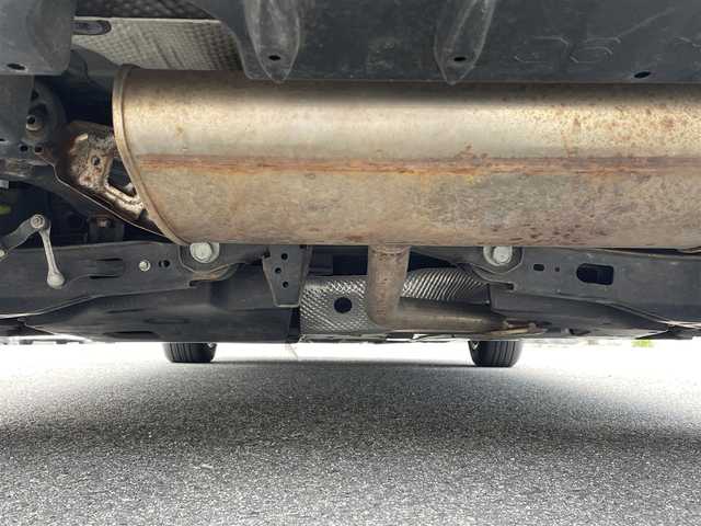 トヨタ プリウス Sセーフティプラス 佐賀県 2018(平30)年 12.7万km ホワイトパールクリスタルシャイン （株）IDOMが運営する【じしゃロン佐賀店】の自社ローン専用車両になります。/こちらは現金またはオートローンご利用時の価格です。自社ローンご希望の方は別途その旨お申し付けください/・純正ＳＤナビ/フルセグ/ＢＴオーディオ/バックカメラ　　/ＤＶＤ/ＣＤ　/・純正ドライブレコーダー　/・純正ＥＴＣ