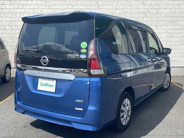 日産 セレナ X Vセレクション 茨城県 2017(平29)年 9.3万km シャイニングブルー 全方位カメラ/両側パワースライドドア/側方支援/エマージェンシーブレーキ/標識検知/駐車支援/ふらつき警報/走行時間/ビルトインETC/純正15インチアルミホイール/純正フロアマット/スマートキー/プッシュスタート