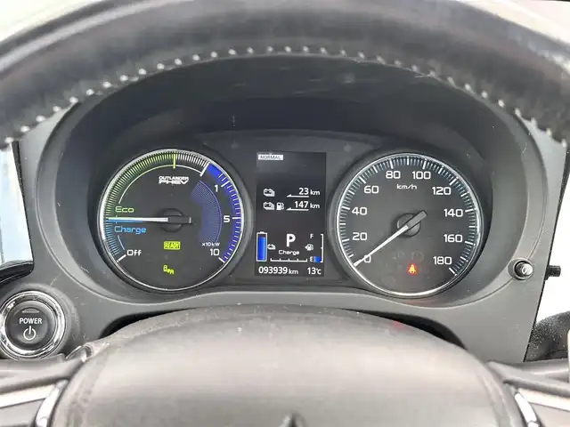 三菱 アウトランダー ＰＨＥＶ Sエディション 宮城県 2018(平30)年 9.4万km レッドメタリック ロックフォードフォズゲートプレミアムサウンドシステム/e-Assist追加機能/・後側方車両検知警報/・後退時車両検知警報/＝＝＝/4WD/サンルーフ/e-Assist/・衝突被害軽減ブレーキ/・車線逸脱警報/・レーダークルーズコントロール/・誤発進抑制機能/純正ディスプレイオーディオ/【Bluetooth/USB/IPOD】/マルチアラウンドモニター/電動リアゲート/ビルシュタイン製ダンパー/レザーシート/パワーシート【前席】/シートヒーター/ハンドルヒーター/パドルシフト/LEDヘッドライト/S-AWC/純正18インチAW/W/サイド/カーテン/ニーエアバッグ/保証書/取扱説明書