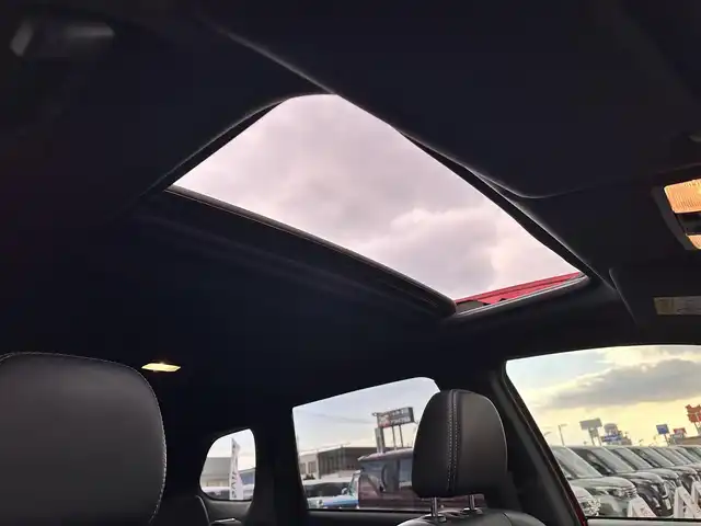 三菱 アウトランダー ＰＨＥＶ Sエディション 宮城県 2018(平30)年 9.4万km レッドメタリック ロックフォードフォズゲートプレミアムサウンドシステム/e-Assist追加機能/・後側方車両検知警報/・後退時車両検知警報/＝＝＝/4WD/サンルーフ/e-Assist/・衝突被害軽減ブレーキ/・車線逸脱警報/・レーダークルーズコントロール/・誤発進抑制機能/純正ディスプレイオーディオ/【Bluetooth/USB/IPOD】/マルチアラウンドモニター/電動リアゲート/ビルシュタイン製ダンパー/レザーシート/パワーシート【前席】/シートヒーター/ハンドルヒーター/パドルシフト/LEDヘッドライト/S-AWC/純正18インチAW/W/サイド/カーテン/ニーエアバッグ/保証書/取扱説明書