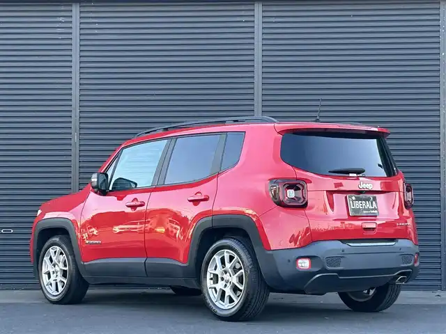 クライスラー・ジープ ジープ レネゲード リミテッド 茨城県 2019(令1)年 2.3万km 赤 衝突軽減Ｂ /ACC　/ＬＫＡ　/ＢＳＭ　/純正ナビ　/Ｂカメラ　/ＴＶ　/ＣａｒＰｌａｙ　/ＵＳＢ　/ＢＴ　/黒革　/シートヒーター　/パワーシート　/ハンドルヒーター　/ＥＴＣ　/ＬＥＤ　/リアセンサー　/純正１７inＡＷ /禁煙車