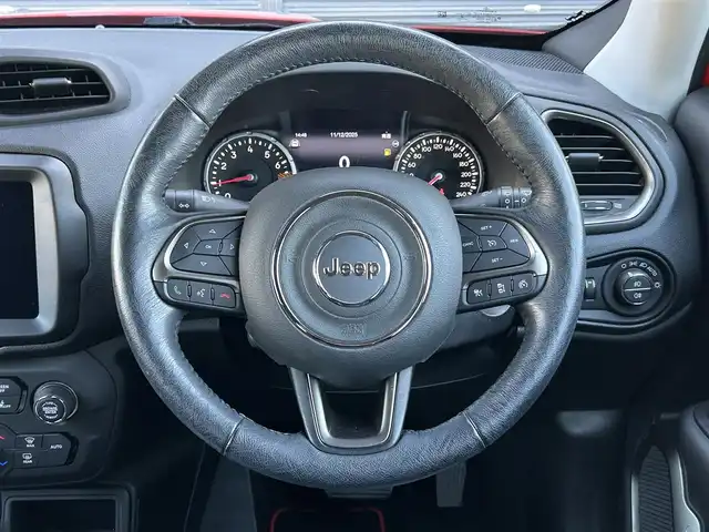 クライスラー・ジープ ジープ レネゲード リミテッド 茨城県 2019(令1)年 2.3万km 赤 衝突軽減Ｂ /ACC　/ＬＫＡ　/ＢＳＭ　/純正ナビ　/Ｂカメラ　/ＴＶ　/ＣａｒＰｌａｙ　/ＵＳＢ　/ＢＴ　/黒革　/シートヒーター　/パワーシート　/ハンドルヒーター　/ＥＴＣ　/ＬＥＤ　/リアセンサー　/純正１７inＡＷ /禁煙車