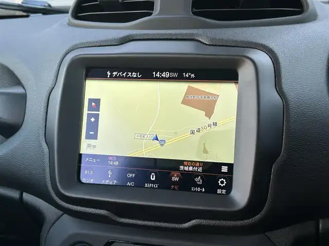 クライスラー・ジープ ジープ レネゲード リミテッド 茨城県 2019(令1)年 2.3万km 赤 衝突軽減Ｂ /ACC　/ＬＫＡ　/ＢＳＭ　/純正ナビ　/Ｂカメラ　/ＴＶ　/ＣａｒＰｌａｙ　/ＵＳＢ　/ＢＴ　/黒革　/シートヒーター　/パワーシート　/ハンドルヒーター　/ＥＴＣ　/ＬＥＤ　/リアセンサー　/純正１７inＡＷ /禁煙車