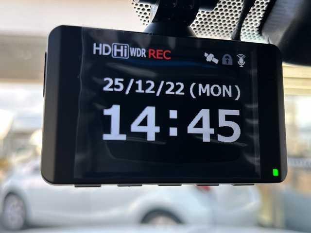 トヨタ クラウン ハイブリッド アスリートS 大阪府 2013(平25)年 5.9万km ホワイトパールクリスタルシャイン アドバンストパッケージ/・ミリ波レーダー方式プリクラッシュセーフティ/・レーダークルーズコントロール/・インテリジェントクリアランスソナー/・バックシナー/レザーシートパッケージ/・ブラック革シート/・シートベンチレーション（運転席/助手席）/ドライバーサポートパッケージ/・雨滴感応式オートワイパー/ムーンルーフ/純正8インチHDDナビゲーション/・CD/DVD/フルセグTV/USB/Bluetooth/バックカメラ/純正ビルトインETC/社外ドライブレコーダー(DC-DR412)/パワーシート（運転席/助手席）/革巻ステアリング/電動チルト/ナノイー付左右独立オートエアコン/エアコン吹出口スイング機能/プッシュスタート/スマートキー/取扱説明書/ナビ取扱説明書