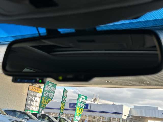 トヨタ クラウン ハイブリッド アスリートS 大阪府 2013(平25)年 5.9万km ホワイトパールクリスタルシャイン アドバンストパッケージ/・ミリ波レーダー方式プリクラッシュセーフティ/・レーダークルーズコントロール/・インテリジェントクリアランスソナー/・バックシナー/レザーシートパッケージ/・ブラック革シート/・シートベンチレーション（運転席/助手席）/ドライバーサポートパッケージ/・雨滴感応式オートワイパー/ムーンルーフ/純正8インチHDDナビゲーション/・CD/DVD/フルセグTV/USB/Bluetooth/バックカメラ/純正ビルトインETC/社外ドライブレコーダー(DC-DR412)/パワーシート（運転席/助手席）/革巻ステアリング/電動チルト/ナノイー付左右独立オートエアコン/エアコン吹出口スイング機能/プッシュスタート/スマートキー/取扱説明書/ナビ取扱説明書