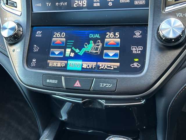 トヨタ クラウン ハイブリッド アスリートS 大阪府 2013(平25)年 5.9万km ホワイトパールクリスタルシャイン アドバンストパッケージ/・ミリ波レーダー方式プリクラッシュセーフティ/・レーダークルーズコントロール/・インテリジェントクリアランスソナー/・バックシナー/レザーシートパッケージ/・ブラック革シート/・シートベンチレーション（運転席/助手席）/ドライバーサポートパッケージ/・雨滴感応式オートワイパー/ムーンルーフ/純正8インチHDDナビゲーション/・CD/DVD/フルセグTV/USB/Bluetooth/バックカメラ/純正ビルトインETC/社外ドライブレコーダー(DC-DR412)/パワーシート（運転席/助手席）/革巻ステアリング/電動チルト/ナノイー付左右独立オートエアコン/エアコン吹出口スイング機能/プッシュスタート/スマートキー/取扱説明書/ナビ取扱説明書