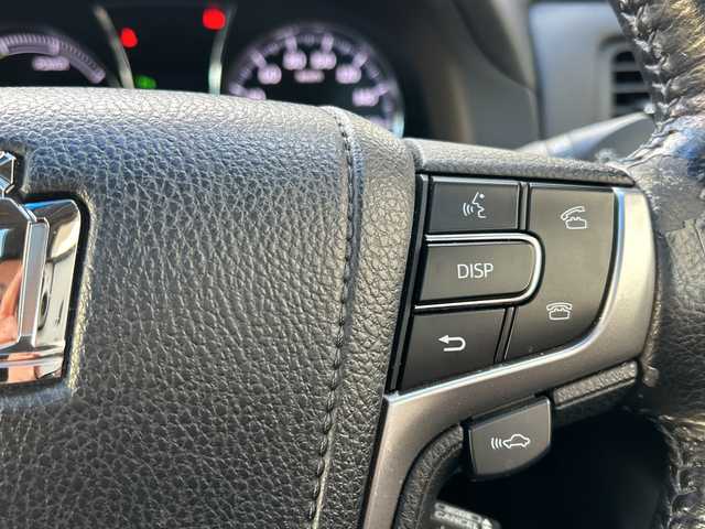 トヨタ クラウン ハイブリッド アスリートS 大阪府 2013(平25)年 5.9万km ホワイトパールクリスタルシャイン アドバンストパッケージ/・ミリ波レーダー方式プリクラッシュセーフティ/・レーダークルーズコントロール/・インテリジェントクリアランスソナー/・バックシナー/レザーシートパッケージ/・ブラック革シート/・シートベンチレーション（運転席/助手席）/ドライバーサポートパッケージ/・雨滴感応式オートワイパー/ムーンルーフ/純正8インチHDDナビゲーション/・CD/DVD/フルセグTV/USB/Bluetooth/バックカメラ/純正ビルトインETC/社外ドライブレコーダー(DC-DR412)/パワーシート（運転席/助手席）/革巻ステアリング/電動チルト/ナノイー付左右独立オートエアコン/エアコン吹出口スイング機能/プッシュスタート/スマートキー/取扱説明書/ナビ取扱説明書