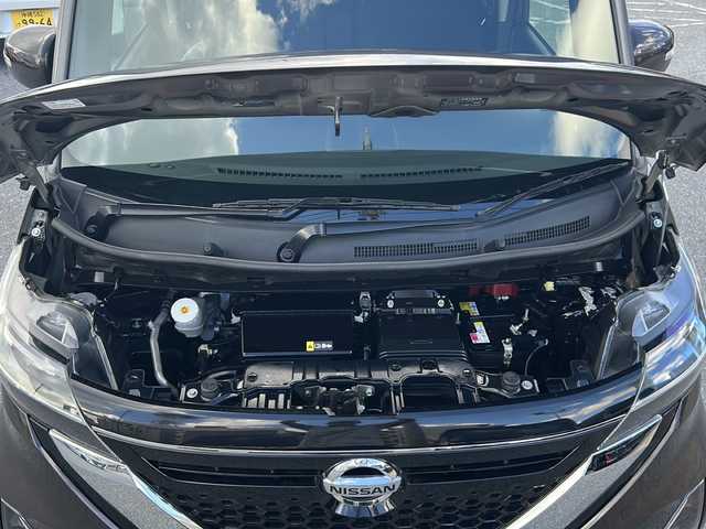 日産 ルークス ハイウェイスター Gターボ 沖縄県 2021(令3)年 5.5万km アッシュブラウンメタリック 純正ナビ・TV・Bluetooth・CD・DVD/両側パワースライドドア/全方位カメラ/ETC/衝突軽減システム/オートライト/レーンキープアシスト/LEDヘッドライト/ドライブレコーダー/リアロールサンシェード/リアサーキュレーター/コーナーセンサー/ステアリングスイッチ/革巻きステアリング/ウィンカードアミラー
