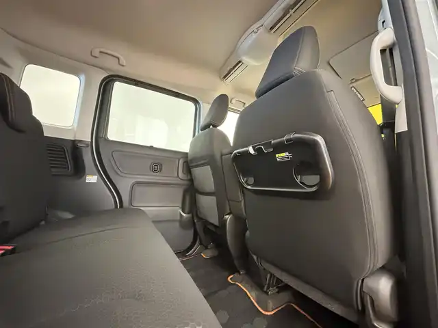 スズキ スペーシア ギア HYBRID XZターボ 群馬県 2020(令2)年 5.5万km オフブルーメタリック/ガンメタリック2トーンルーフ スズキセーフティサポート/・車線逸脱警報機能/・デュアルセンサーブレーキサポート/・横滑り防止/・パーキングソナー/・オートライト/・クルーズコントロール/純正14インチAW/インタークーラーターボ/アイドリングストップ/両側パワースライドドア/社外ナビ/　AM/FM/CD/ワンセグ/Bluetooth/シートヒーター/社外ドライブレコーダー/フルフラットシート/MT付きAT/ルーフレール/LEDヘッドライト/W・サイドエアバッグ/AAC/スマートキー/プッシュスタート