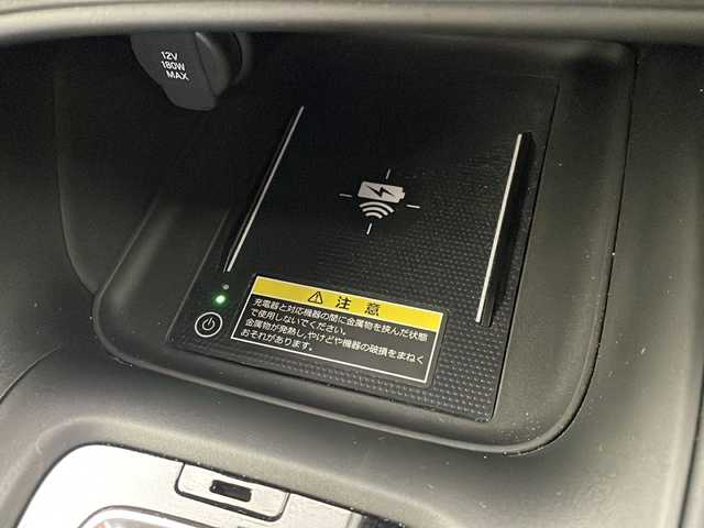 ホンダ ヴェゼル G 栃木県 2023(令5)年 2.9万km クリスタルブラックパール 純正9インチナビ/（BT/TV/Apple CarPlay/Android Auto/AM/FM)/ホンダセンシング/・衝突軽減ブレーキ/・誤発進抑制/・歩行者事故低減ステアリング/・車線逸脱抑制機能/・レーダークルーズコントロール/・パーキングサポートブレーキ/・標識認識/・先行車発進お知らせ/ワイヤレス充電/ETC2.0/前後ドライブレコーダー/電動格納ミラー/ステアリングスイッチ/純正ホイール/プッシュスタート/スマートキー