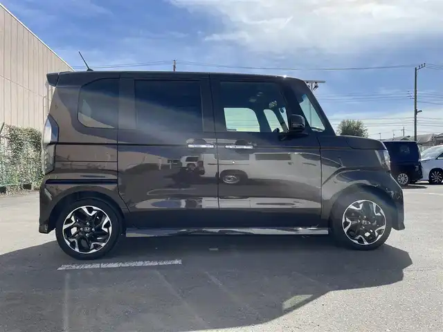 ホンダ Ｎ ＢＯＸ 東京都 2019(令1)年 3.6万km プレミアムグラマラスブロンズP ホンダセンシング/（オートハイビーム、歩行者事故低減ステアリング、ACC）/KENWOODナビ/（BT、TV）/ターボ車/両側パワスラ/コーナーセンサー/ステアリングスイッチ/オートLED/バックカメラ/ビルドインETC/ハーフレザー（バーガンディーアクセント）/LEDルームランプ/横滑り防止装置/レーンキープA/追突被害軽減ブレーキ/社外フロアマット/SRSエアバック/プッシュエンジンスタート/スマートキーシステム