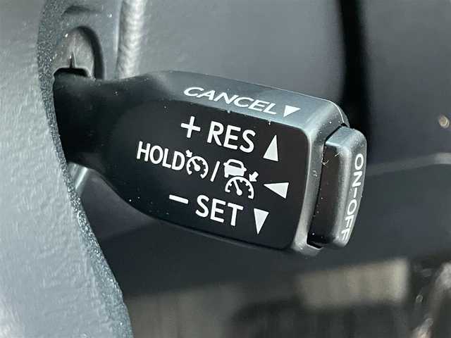 トヨタ アルファード S Cパッケージ 群馬県 2023(令5)年 0.5万km ホワイトパールクリスタルシャイン トヨタセーフティセンス/・衝突軽減ブレーキシステム/・レーンキープアシスト/・レーダークルーズコントロール/・オートハイビーム/・クリアランスソナー/純正ディスプレイオーディオ/（ナビ機能/DVDデッキ/BT/フルセグTV/Miracast）/バックカメラ/ダブルサンルーフ/純正フリップダウンモニター/両側パワースライドドア/ビルトインETC2.0/ステアリングスイッチ/ステアリングヒーター/パワーシート（D席メモリ機能あり）/シートヒーター/エアシート/オートホールド/LEDヘッドライト/フォグライト/ドアバイザー/電格ミラー/純正フロアマット/純正18インチアルミホイール