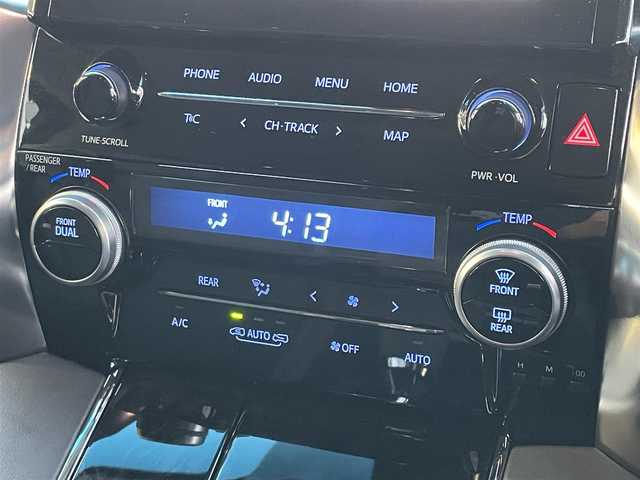 トヨタ アルファード S Cパッケージ 群馬県 2023(令5)年 0.5万km ホワイトパールクリスタルシャイン トヨタセーフティセンス/・衝突軽減ブレーキシステム/・レーンキープアシスト/・レーダークルーズコントロール/・オートハイビーム/・クリアランスソナー/純正ディスプレイオーディオ/（ナビ機能/DVDデッキ/BT/フルセグTV/Miracast）/バックカメラ/ダブルサンルーフ/純正フリップダウンモニター/両側パワースライドドア/ビルトインETC2.0/ステアリングスイッチ/ステアリングヒーター/パワーシート（D席メモリ機能あり）/シートヒーター/エアシート/オートホールド/LEDヘッドライト/フォグライト/ドアバイザー/電格ミラー/純正フロアマット/純正18インチアルミホイール